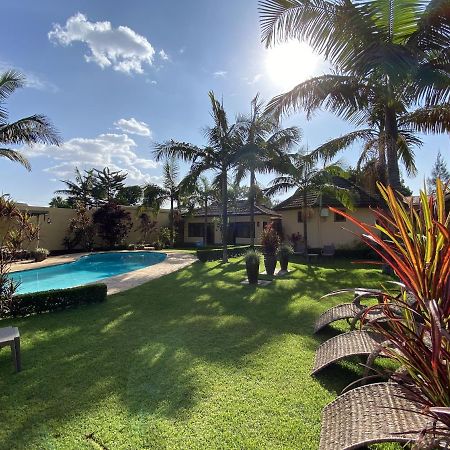 Ahadi Lodge อารูชา ภายนอก รูปภาพ