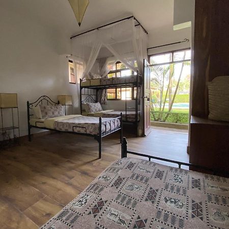 Ahadi Lodge อารูชา ภายนอก รูปภาพ