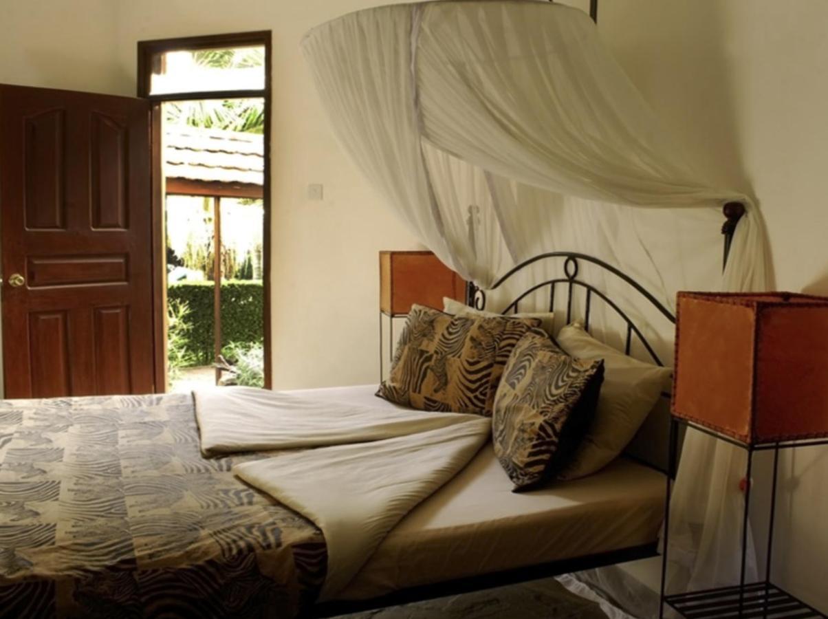 Ahadi Lodge อารูชา ภายนอก รูปภาพ